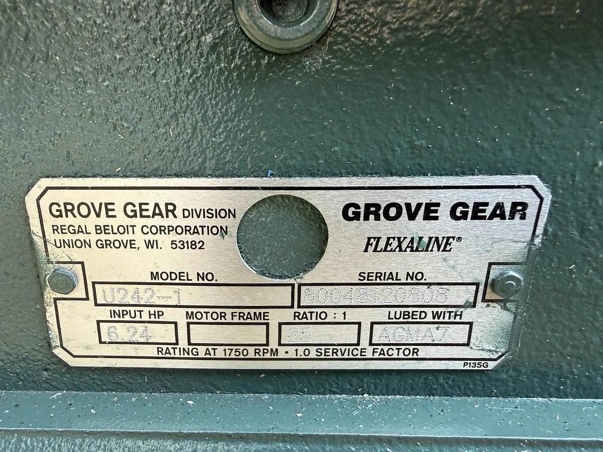 Refurbished Grove Gear Flexaline U242-1 Worm Gearbox 25:1 Speed Reducer 6.24HP 1-1/4" 1-7/8"