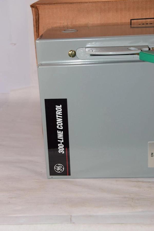 GE CR308BT02RA1DALKA 30A 250V 300-Line Size 0 Control Combination Starter NEW