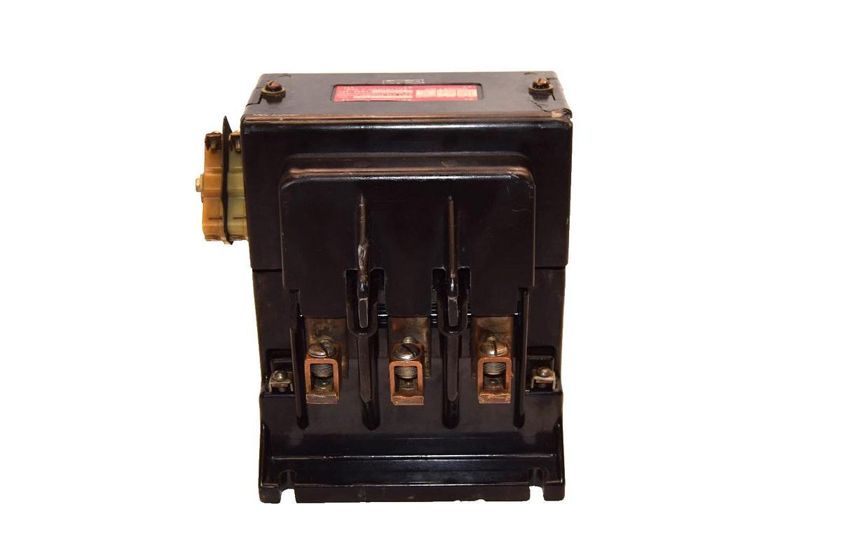 Used Ward Leonard Electric 5003-3001-11 , 5003300111 Size 3 110/120V Coil Contactor