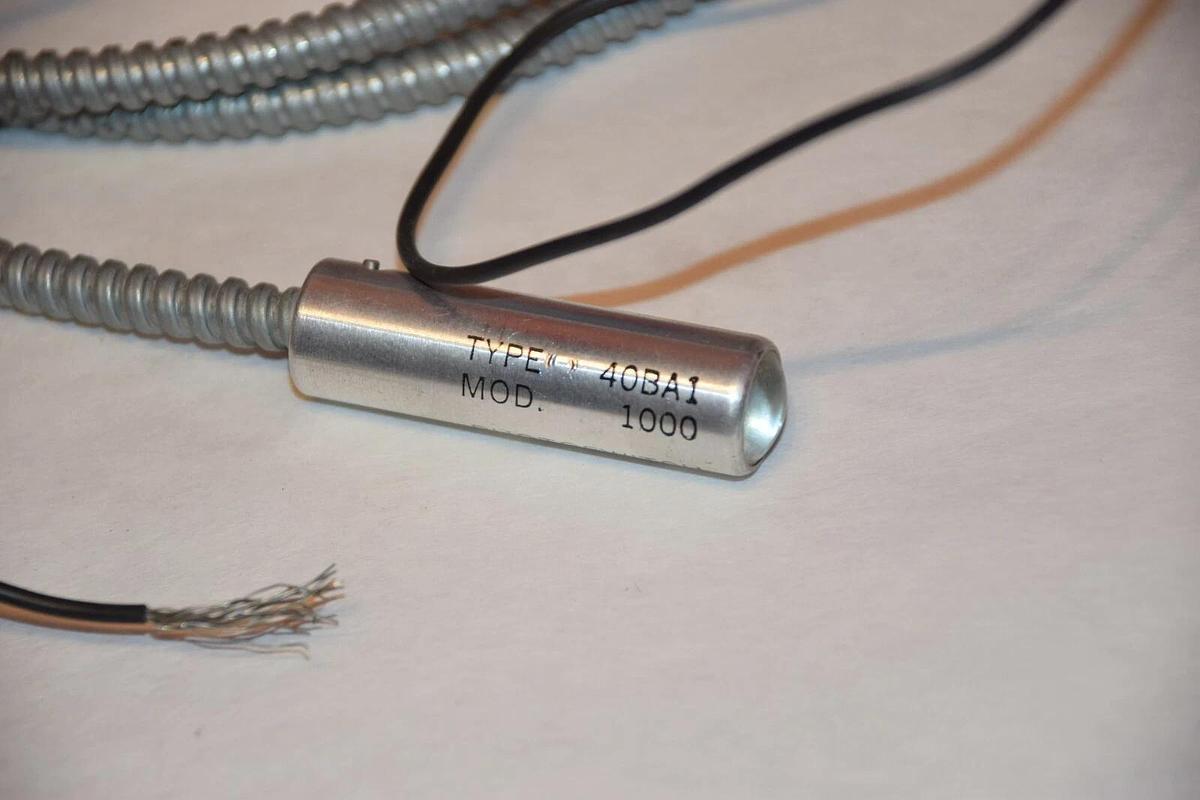 NEW ALLEN BRADLEY 40BA1-1000 40BA1 1000 PHOTOSWITCH