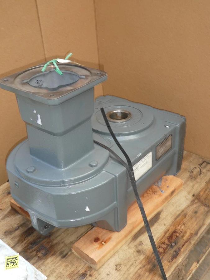 Refurbished Sew Eurodrive Gearbox FA87GAQA190/3, 262 2A7F2C10515879 FA87GAQA190/3,262 11.5:1