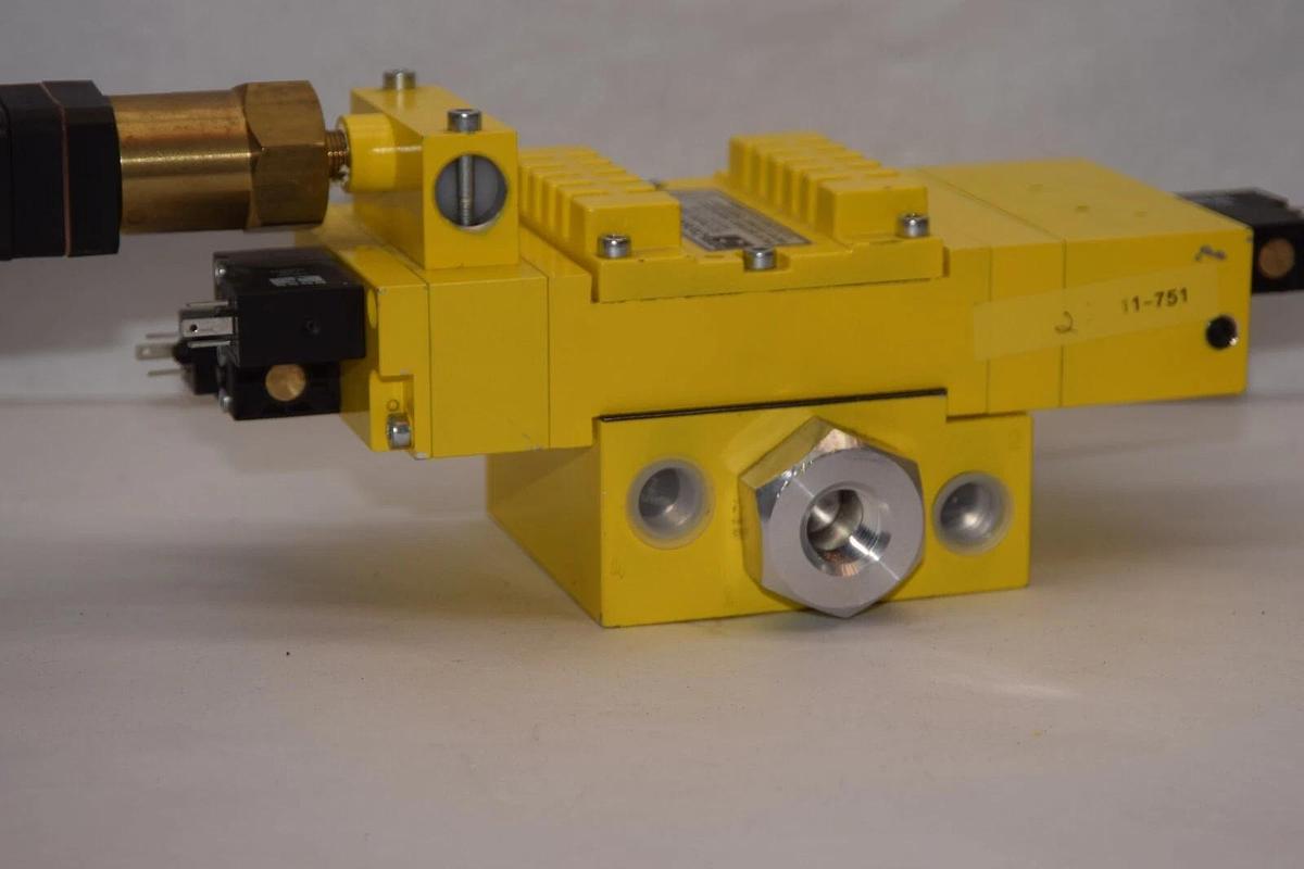 (NEW) ROSS CM26PNA01A21 / CM26PXA0A21 3-10 Bar Cross Mirror 5/2 Double Valve