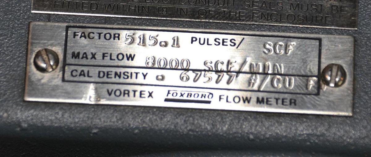 Used FOXBORO TRANSMITTER VORTEX FLOW METER E83 E83W-04SSPT ISD 3 3/4" E83W 04SSPT