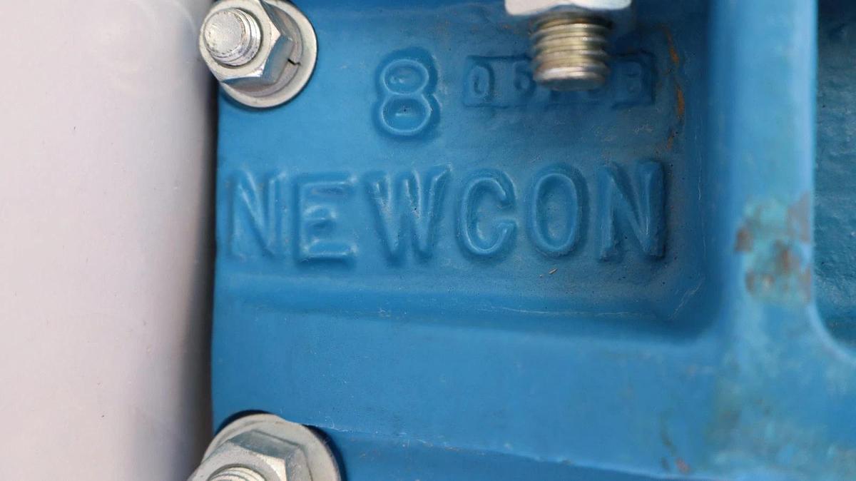 NewCon 08316DIBV  Knife Gate Valve 8" (New)