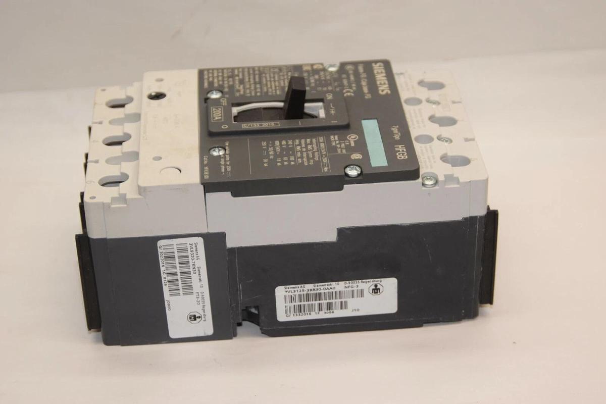 (New) SIEMENS Breaker  HFK3B200L 200A 200 Amp 3VL3520-2KN38-0AA0 200 A
