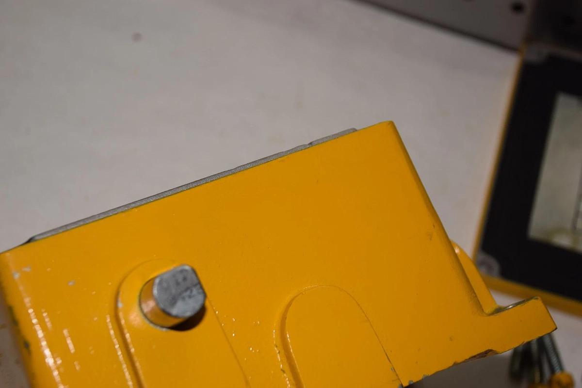 (New) RAMSEY REO Q11 8428 Q118428 SAFETY PULL SWITCH  TRIPPER  RUN OFF