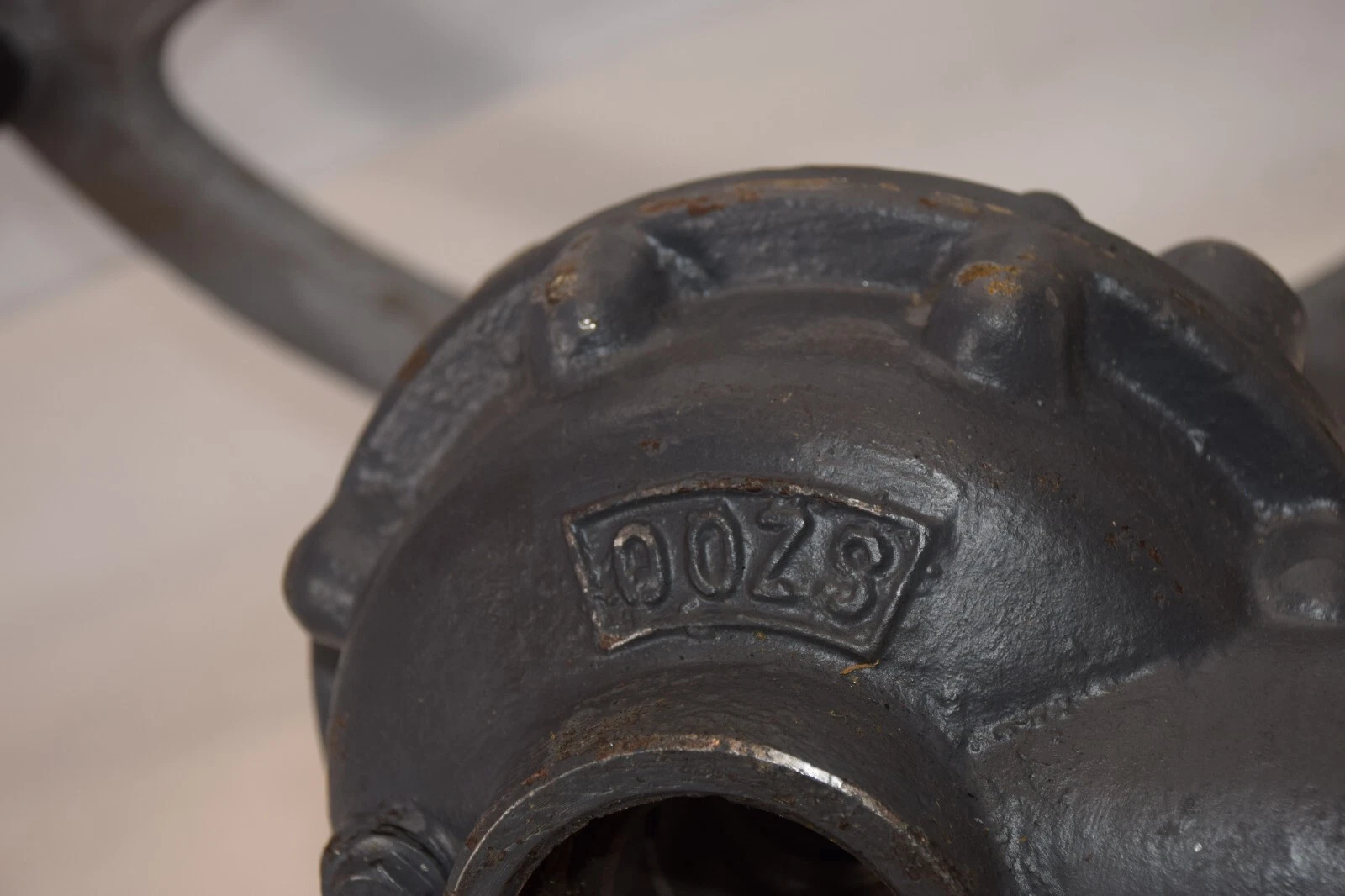 Used POWELL 504804 , 00ZS Stem Valve Gearbox Operator Hand Wheel