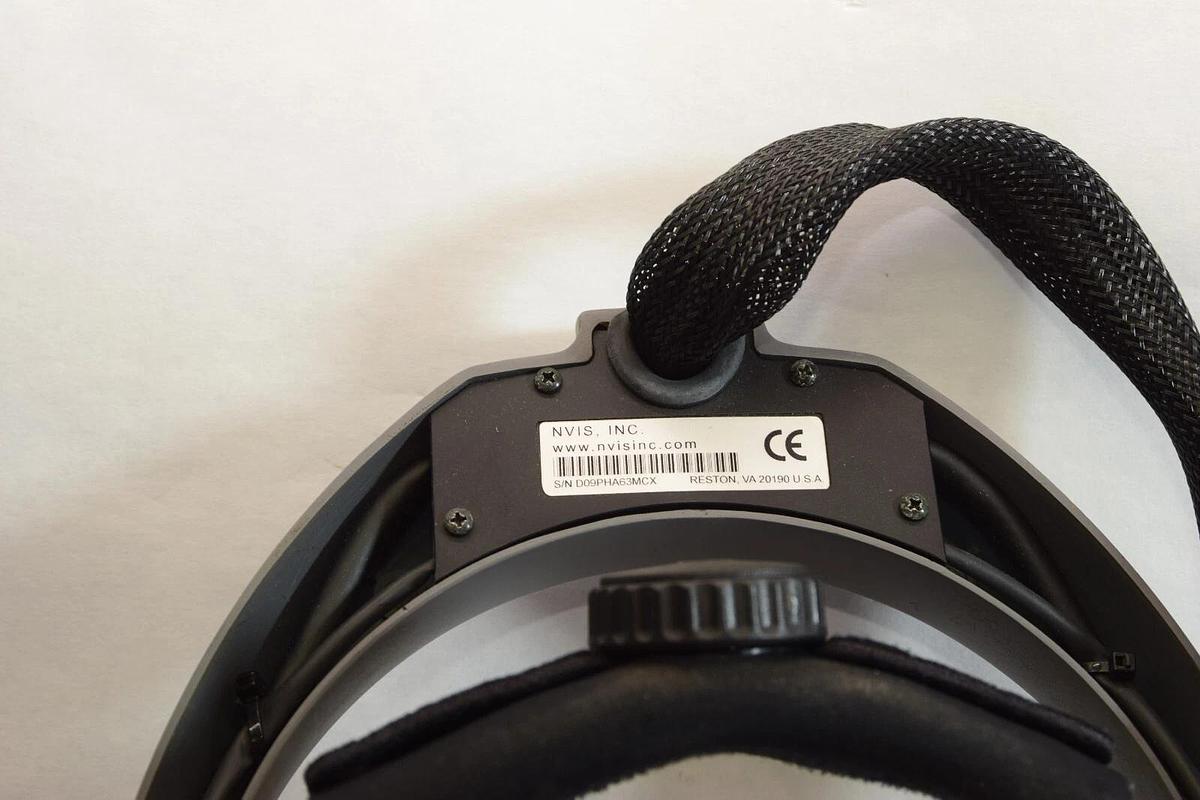 Used NVIS NVISOR E096E0HRPJX D09PHA63MCX 100-240V 20Watt 50/60Hz Video Control Unit