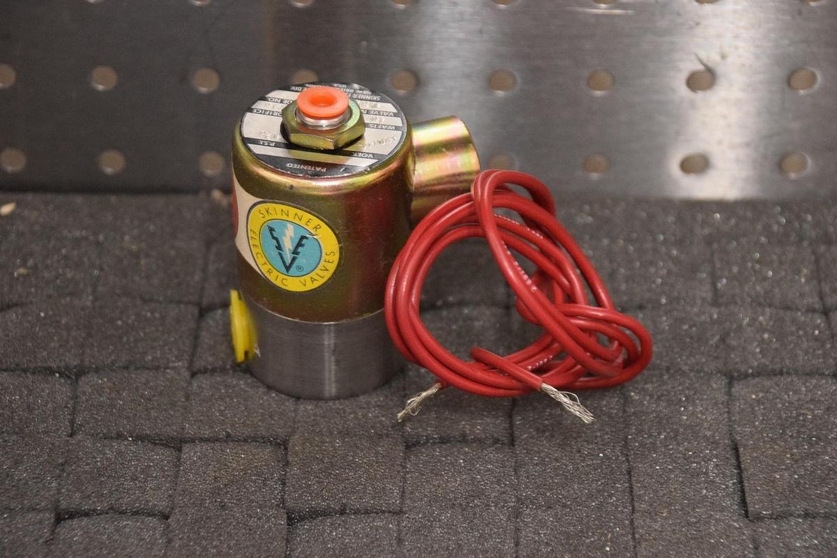 Parker Skinner V5 1/16" Orifice, 120VAC Solenoid Valve, V5D 33600, V5D33600, V5