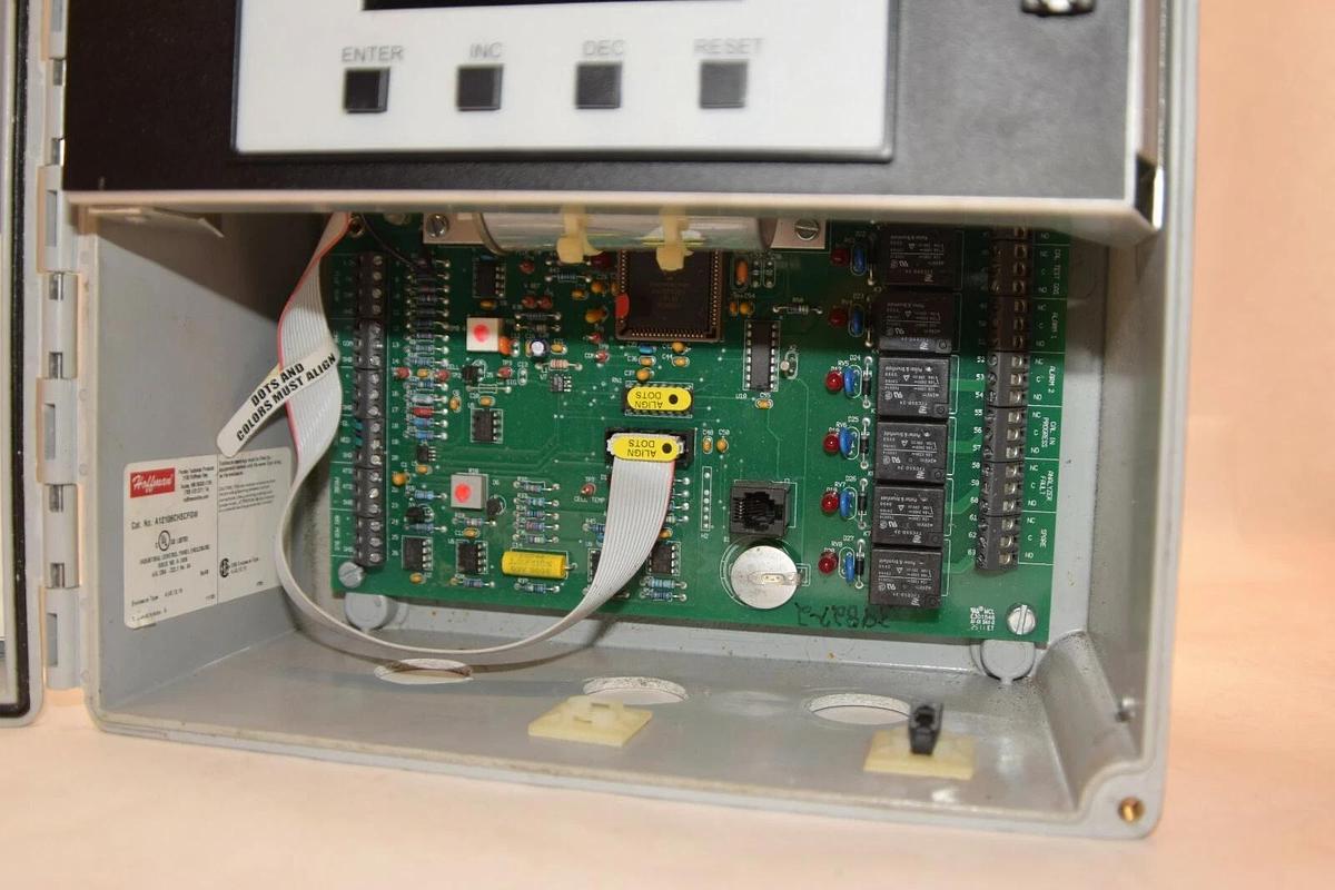 Used Hays Cleveland A10050A0A03Z00 Series 10050 Oxygen Analyzer Control Unit