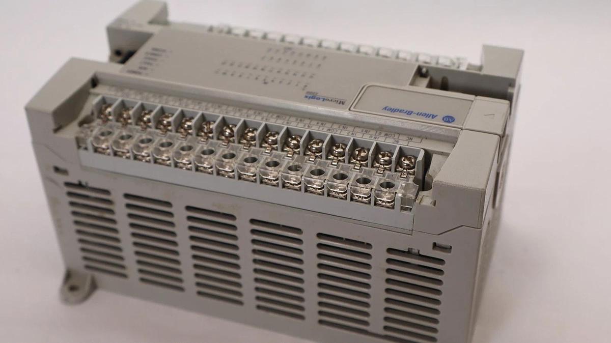 Used Allen Bradley Micrologix 1200 Programmable Controller 1762-L40AWAR Ser. C Rev. G
