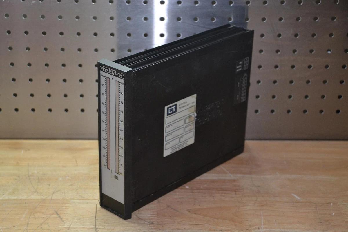 Used CONTROL TECHNOLOGY CTI 7304 110/220VAC OPERATOR INTERFACE DISPLAY STATION