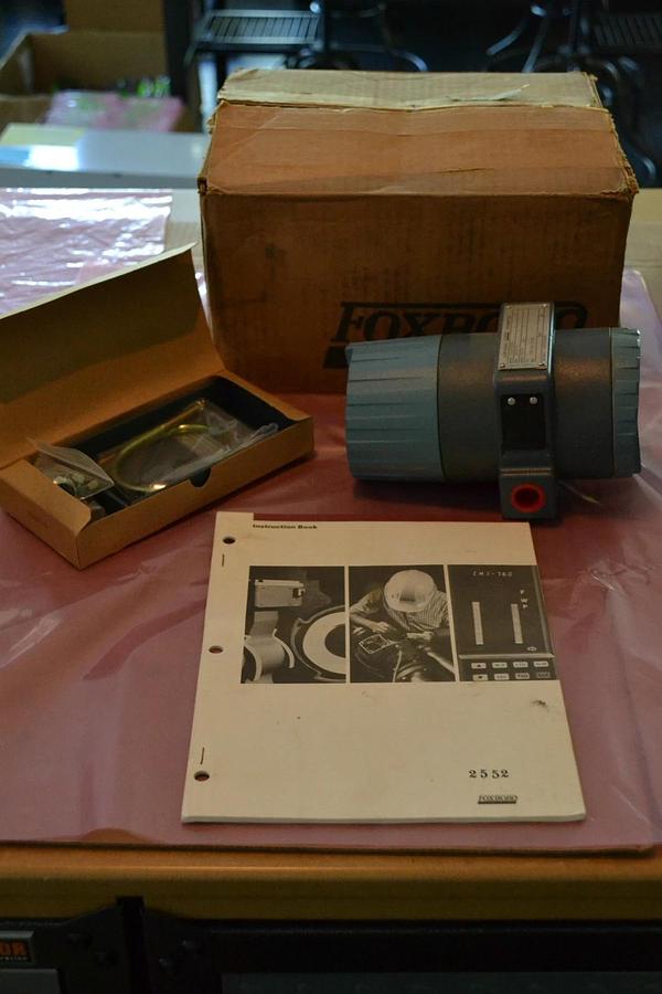 FOXBORO TRANSMITTER 870EC-EV18A 870EC EV18A 870ECEV18A NEW