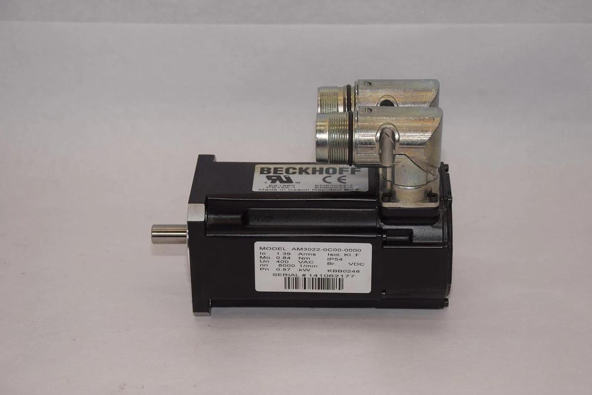 Refurbished BECKHOFF AM3022-0C00-0000 1.39A 400Vac 8000 rpm 0.57kW Servo Motor