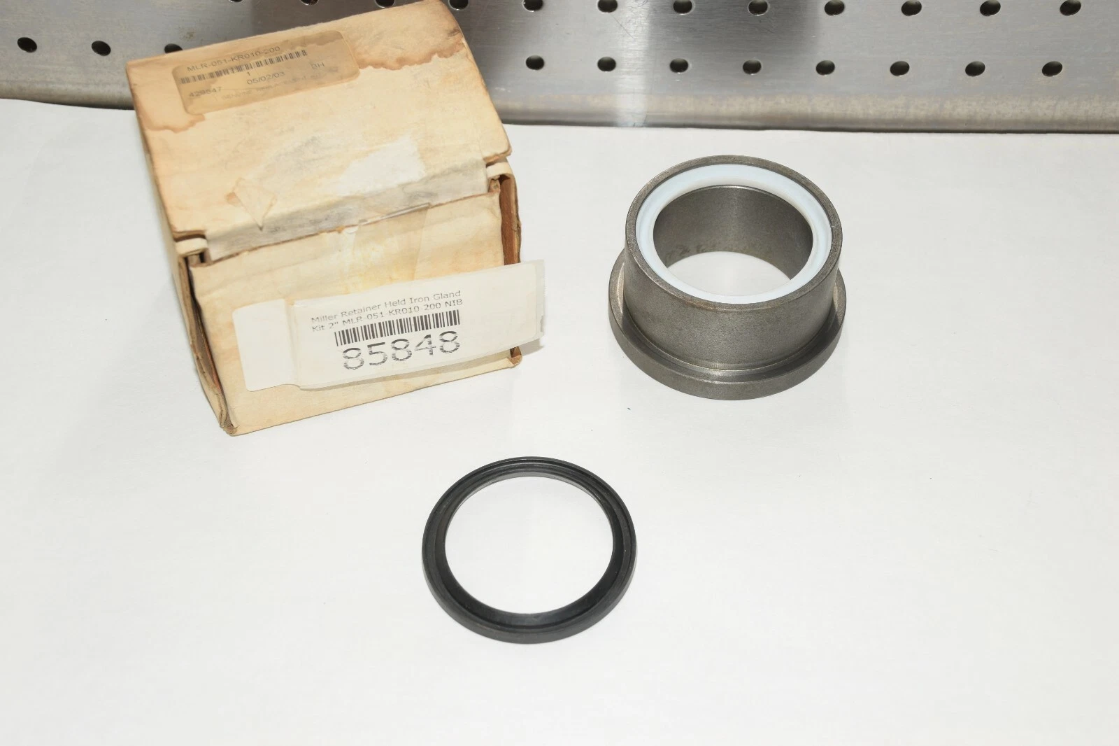 Miller 2" retainer Gland MLR-051-KR010-200 MLR 051-KR010-200 IRON GLAND KIT 2"