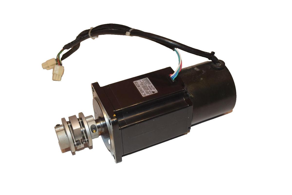 Used YASKAWA ELECTRIC AC Servo Motor  SGM-08A2FJ31   SGM-08A2F J31