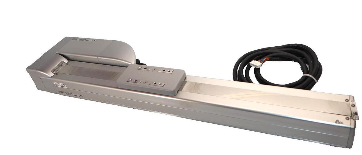 Used IAI Corporation RCP6-SA7R-WA-56P-24-450-P3-N-ML 24Vdc Cylinder With Cable