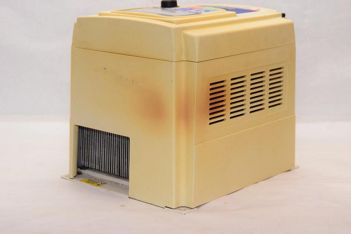 Used TOSHIBA VT130G7U4035B 3.5 KVA 3HP 460v Transistor Inverter Drive