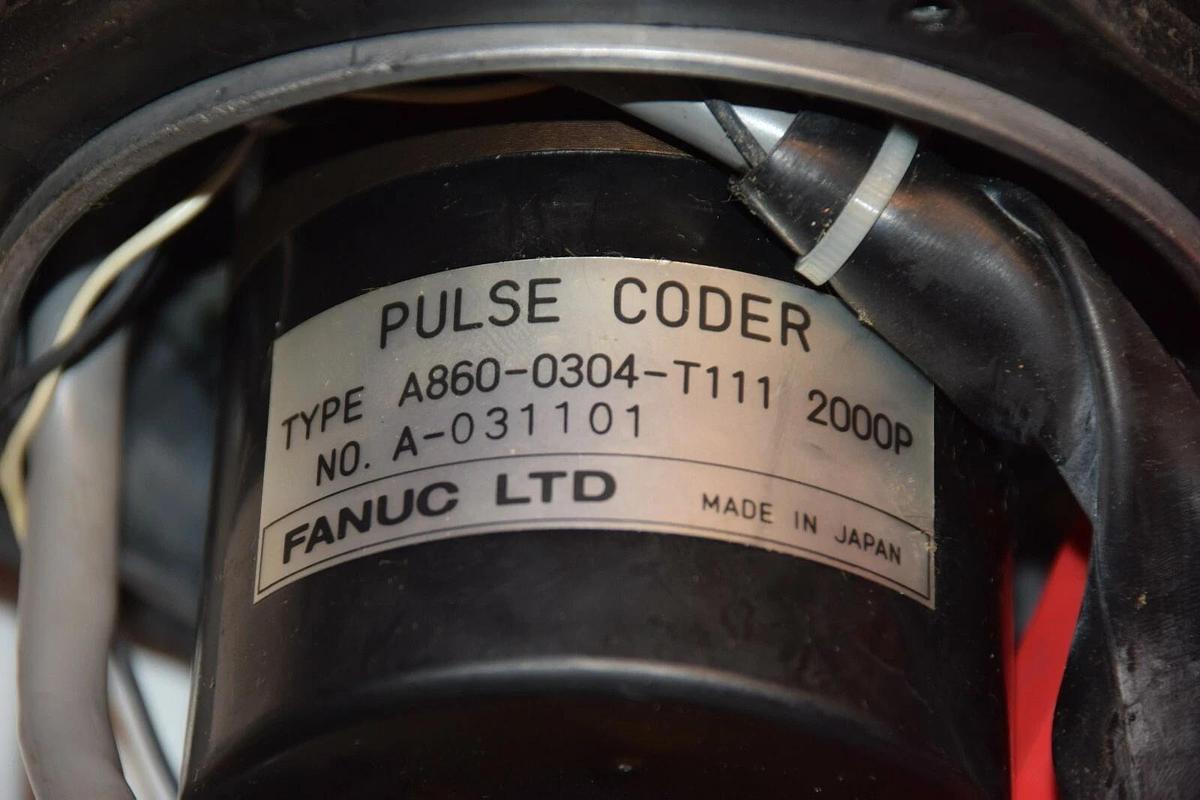 Used FANUC A06B-0512-B001 AC SERVO MOTOR, CODER A860-0304-T111 2000P