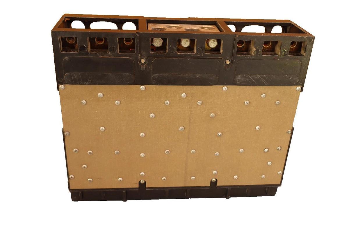 Used Square D 600A Circuit Breaker NA36600 600 Amp Frame 3Pole