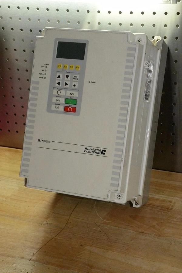 Used RELIANCE 6SP44X-034CTAN SP600 ser A 25HP 18.5KW AC DRIVE