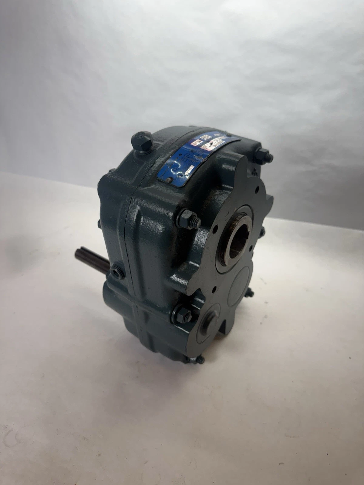 Dodge SCXT115A 351163-GV143651452 Screw Conveyor Reducer Gear box 15.35 : 1 New