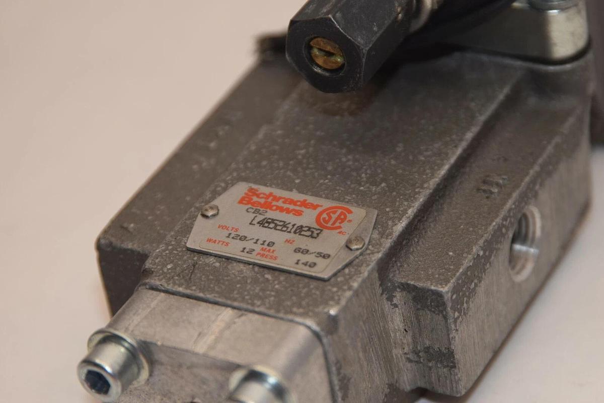 (NEW) SCHRADER BELLOWS L4852610253 120/110V 12W 140psi Solenoid Valve