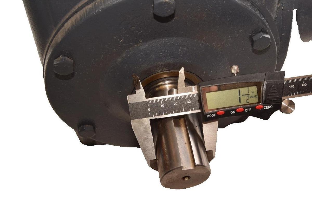 Hub City Gear Box Speed Reducer 0220-59303 800 1:1 D,E USA (NEW)