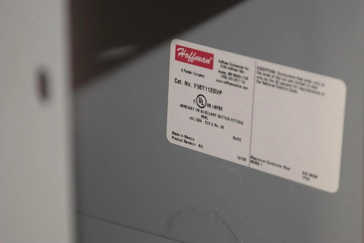 HOFFMAN F66T112GVP 12" x 6-1/4" x 6"-1/4" Straight Section Wireway Outer Fitting