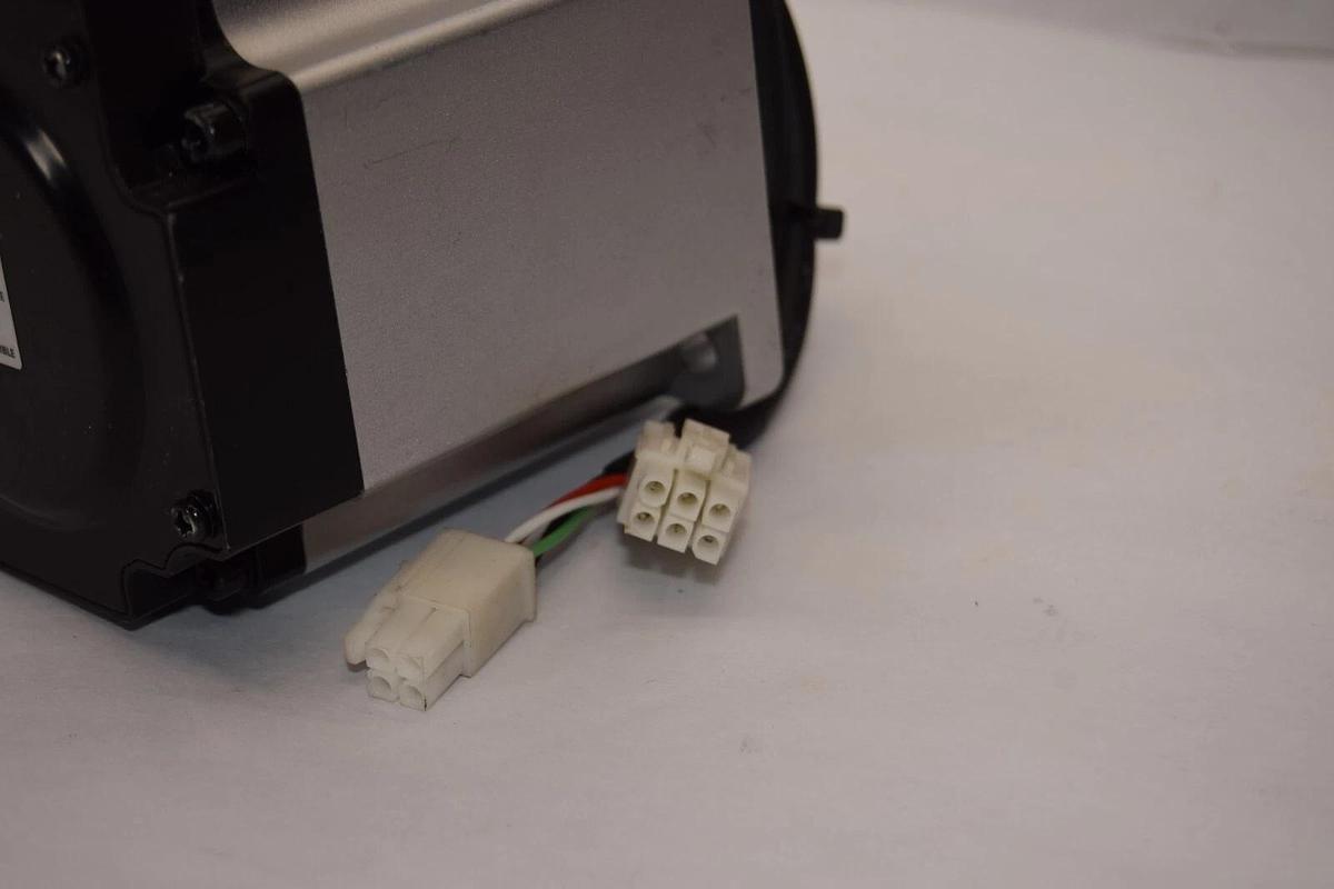 Used HCFA SV-X2MH075A-N2LA 41002191335000000000 750w 3.8A 4500/3000rpm  Servo Motor