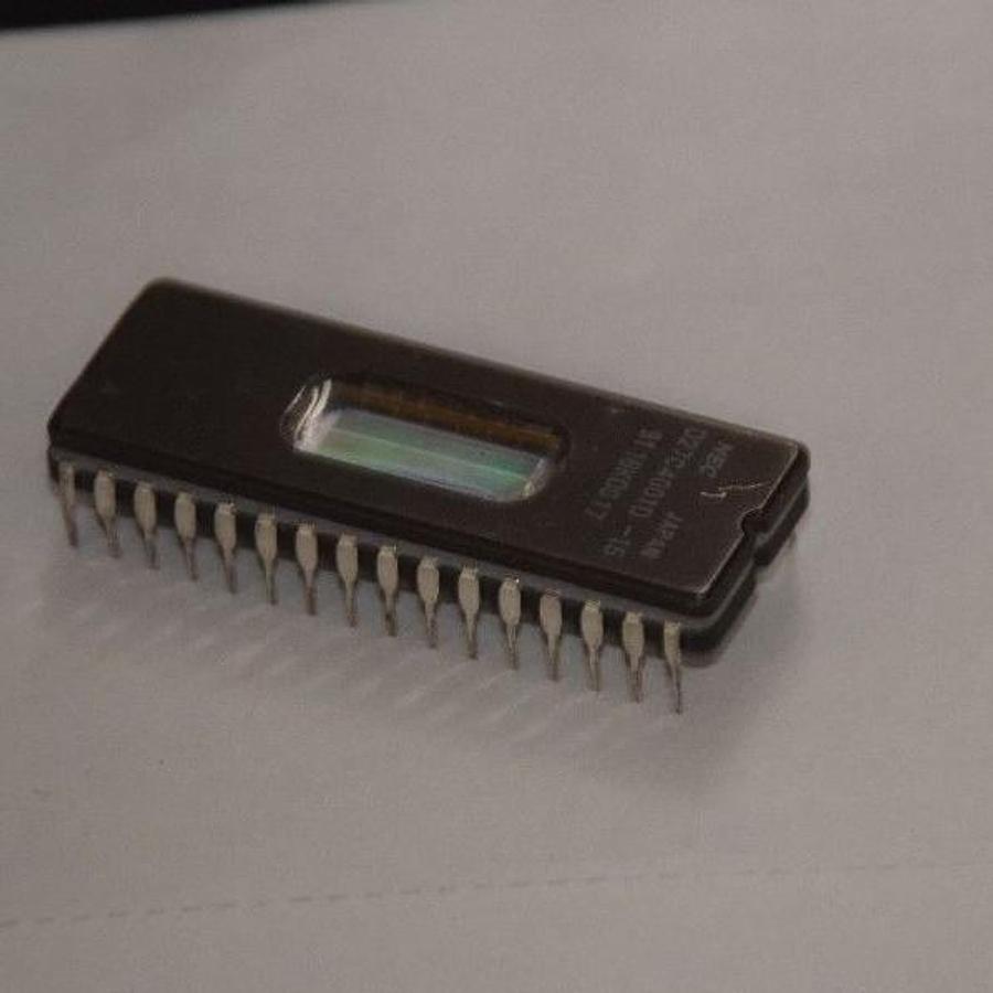 NEC D27C4001D-15  32-Pin Ic Processor Chip