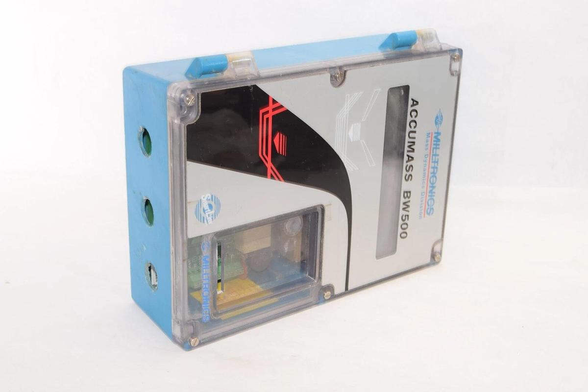 Used MILLTRONICS BW500 24751504-06 100/115/200/230V Accumass Control Module