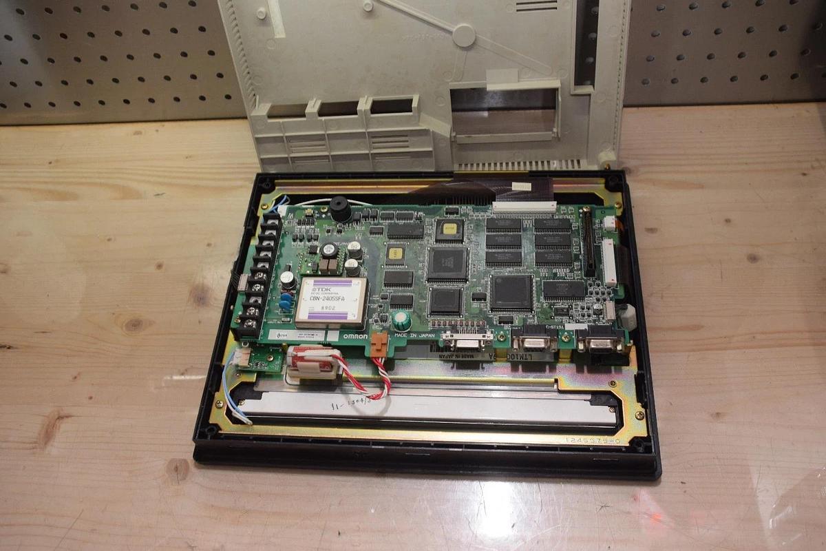 Used Omron Interactive Display NT631C-ST152B-EV2 NT631CST152BEV2 24vdc ASIS