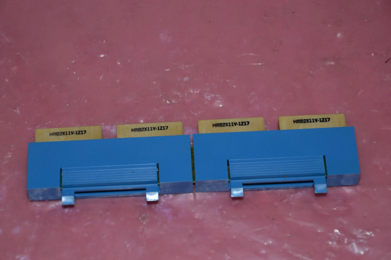 Used FOXBORO P0500XL CONNECTOR MODULE 4 SLOT DOUBLE X BUS
