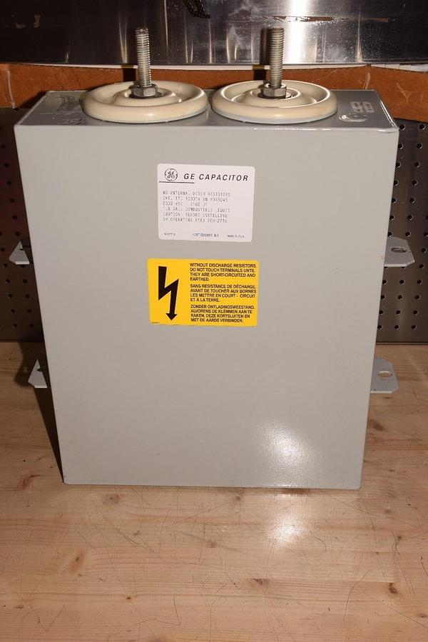Used GE Capacitor, 17L 1000TH, 2000 VDC, 2160 UF, 2160UF, 17 L, W/ liquid DIelektrol