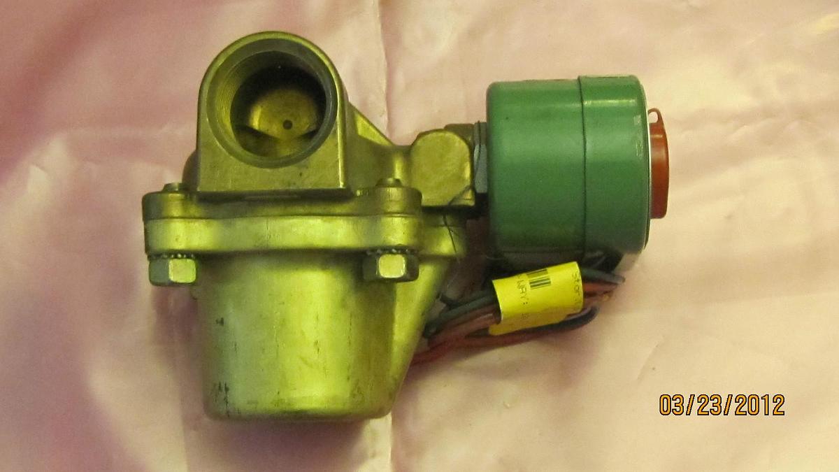 Used ASCO VALVE 8210B78 PIPE 1" 120V 120 V