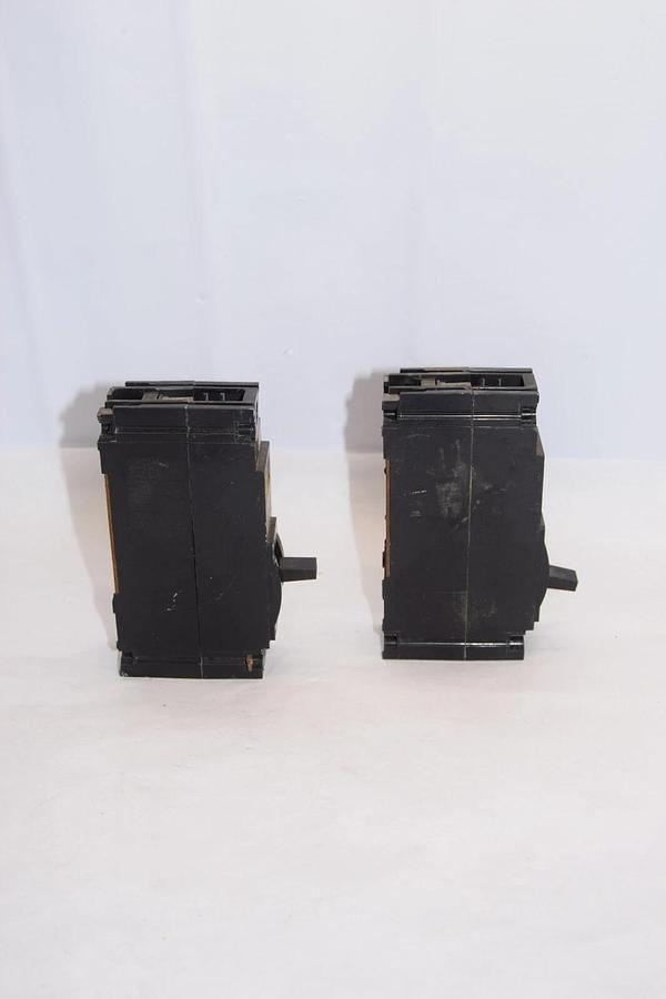 Used (Lot of 2) SQUARE D FAL12015 15A 15 Amp 120V Circuit Breaker