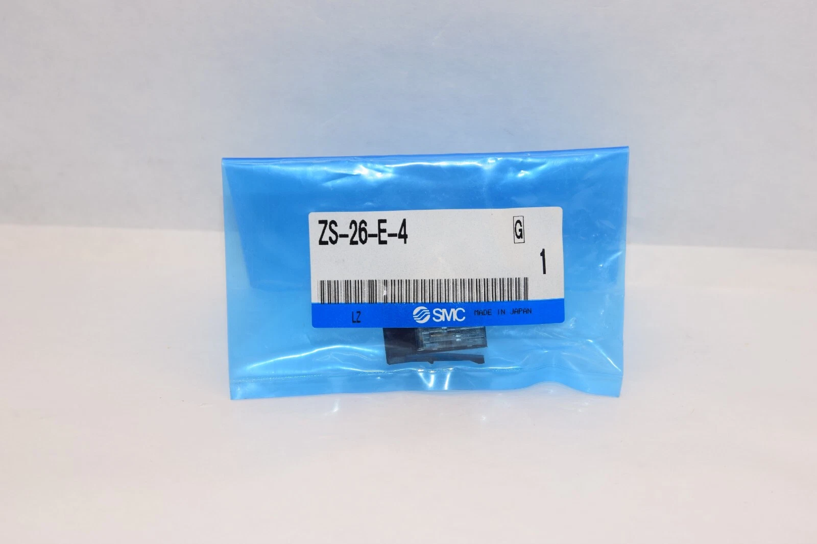(NEW) SMC ZS-26-E-4 ZS26E4 Connector Housing