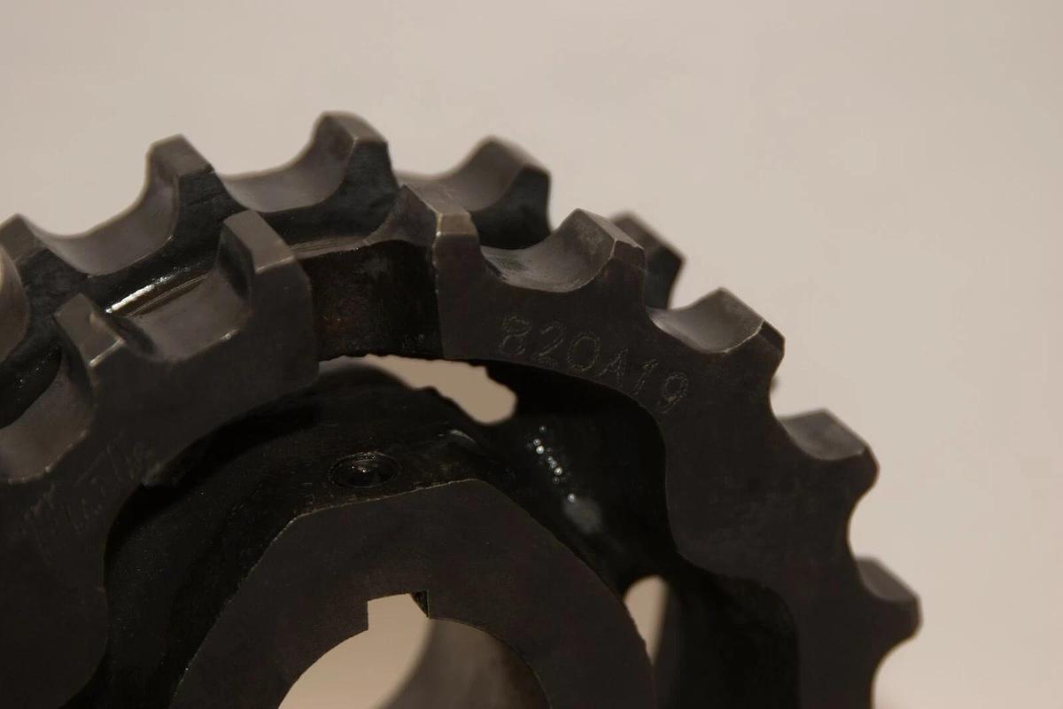 (NEW) MARTIN 820A19 820A19-1-1/4 820A19x1-1/4 19 Teeth 1-1/4" Bore Sprocket