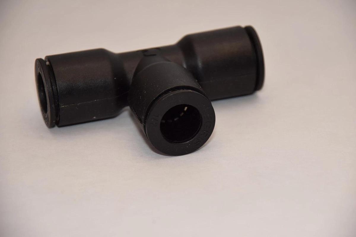 (10) LEGRIS Push-to-Connect 1PEU8 1/2" Union Tee Fitting NEW