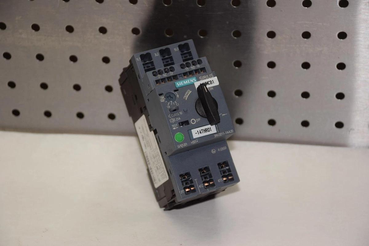 Used SIEMENS 3RV2011-1AA20 1,1-1,6A MOTOR PROTECTION CIRCUIT BREAKER