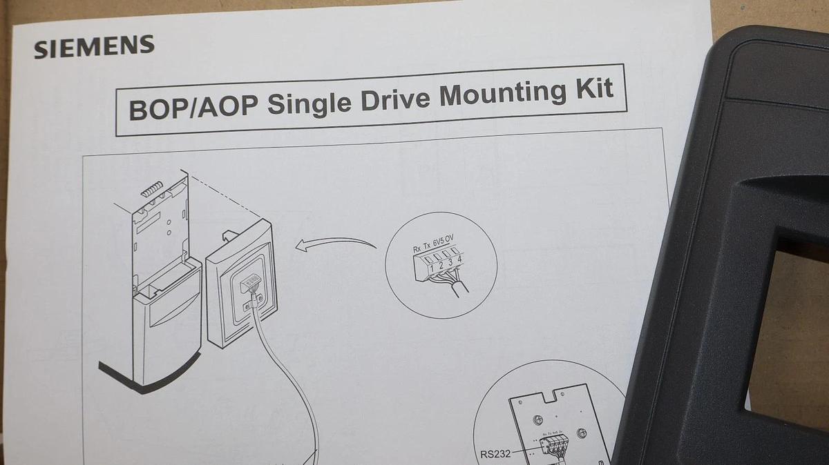 Siemens 6SE6400-0PM00-0AA0 Micromaster 4 BOP/AOP Single Door Mounting Kit (New)