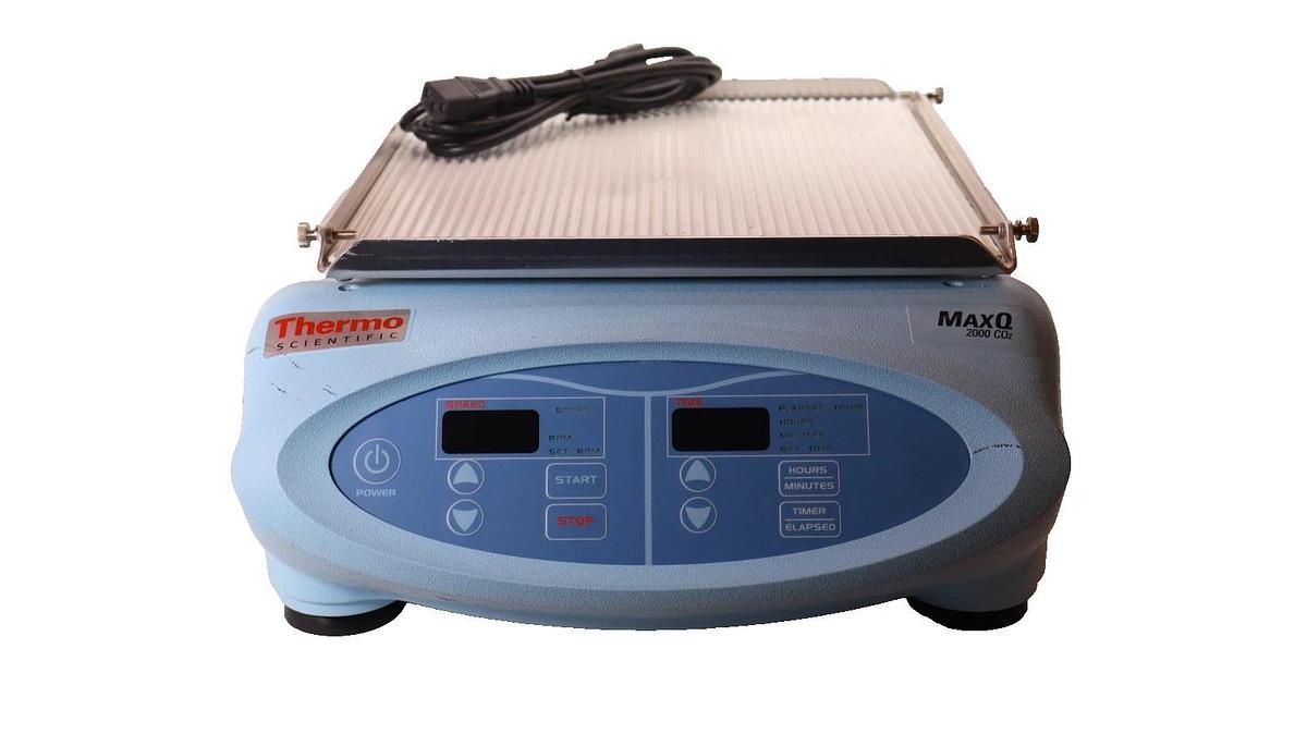 Used THERMO SCIENTIFIC MAXQ 2000 CO2 RESISTANT DIGITAL SHAKER SHKE2000CO2