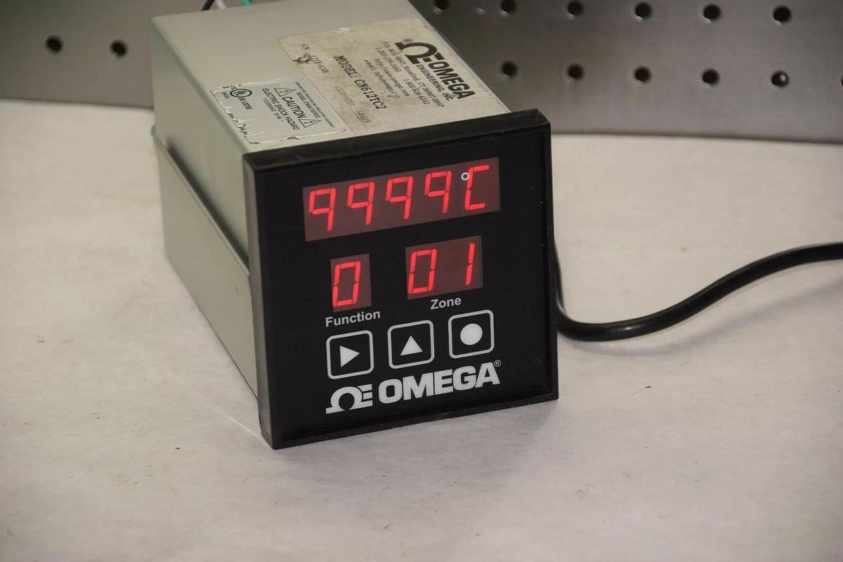 Used Omega Temperature Controller CN600 CN612TC2