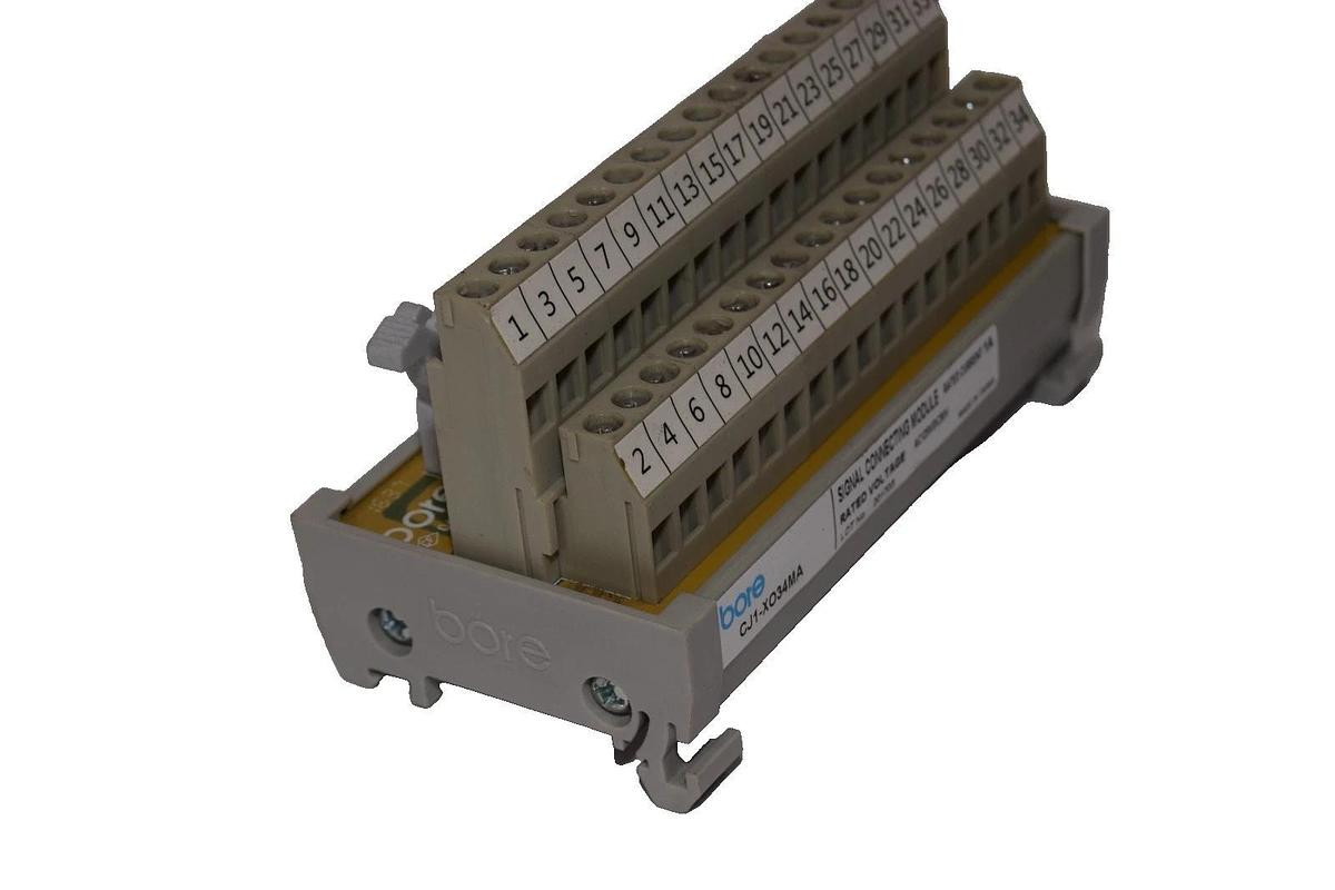Used BORE CJ1-XO34MA , CJ1XO34MA 1A I/O Signal Relay Module