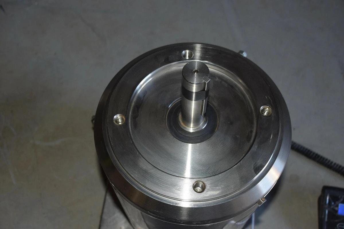 (New) Sterling KB stainless steel motor T-MTR4045 5hp 1770rpm 230/460 3ph 215TCZ