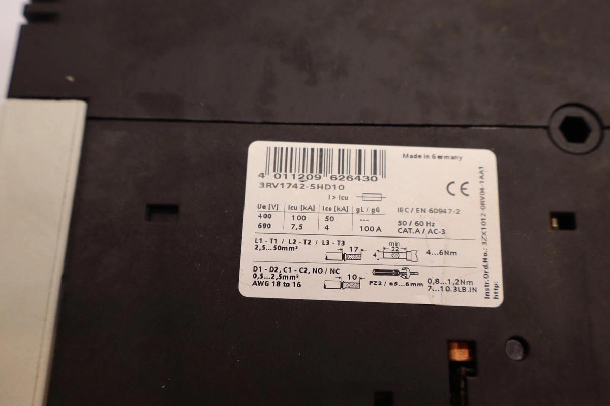 Used SIEMENS 3RV1742-5HD10 45A 3P Sirius Breaker