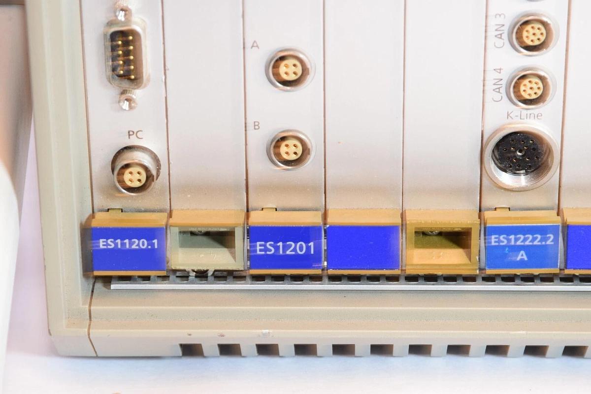 Used ETAS ES1000.2E , ES1120.1 , ES1201 , ES1222.2 A, ES1000.2 ES1000 Chassis Module