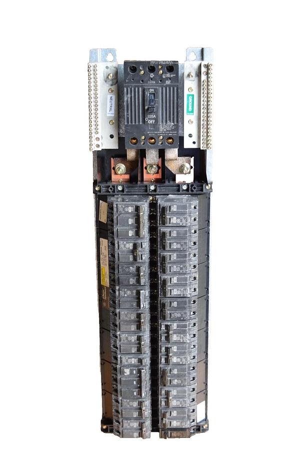 Used General Electric GE A Series 225A Panelboard Interior AQL3422ATX AXB4M9 3ph 4w