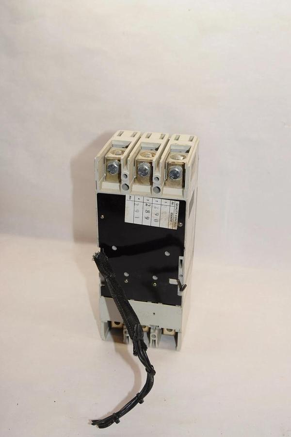 Used ABB 122160027-001 S4N250BESA1S8 3P 250A 250 Amp A Circuit Breaker